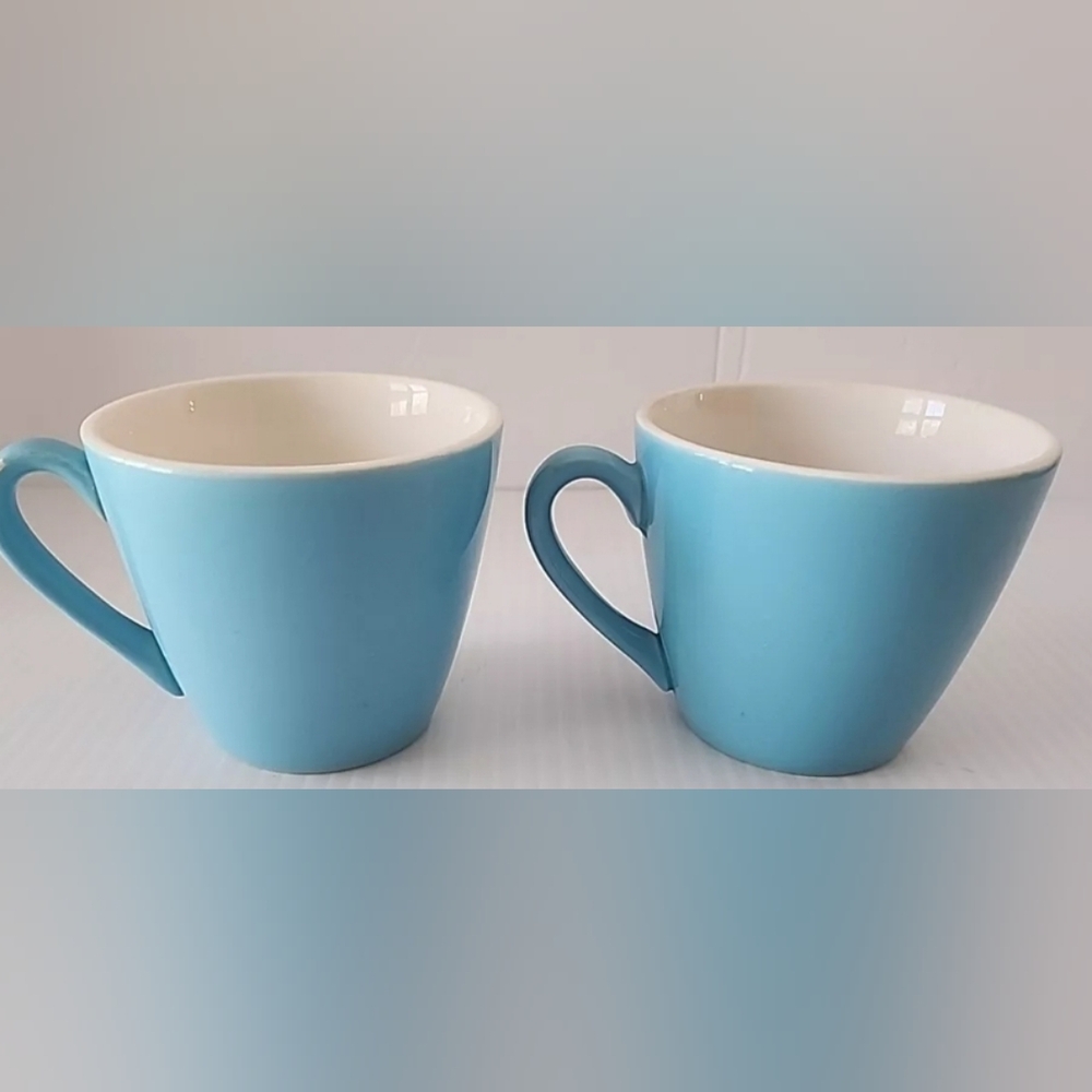 For Both Vintage Coffee Mug Tea Cup Blue with White Interior Unbranded Set Of 2